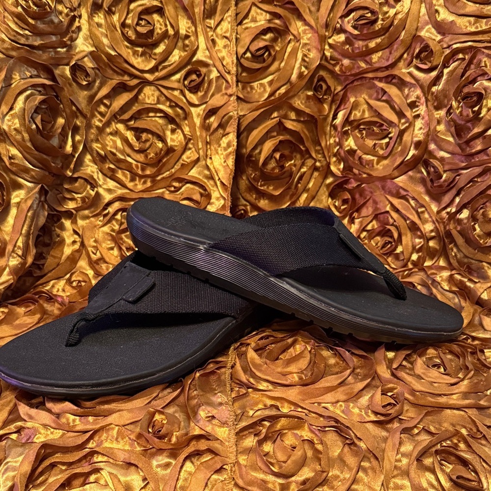 Men's Black Flip Flops